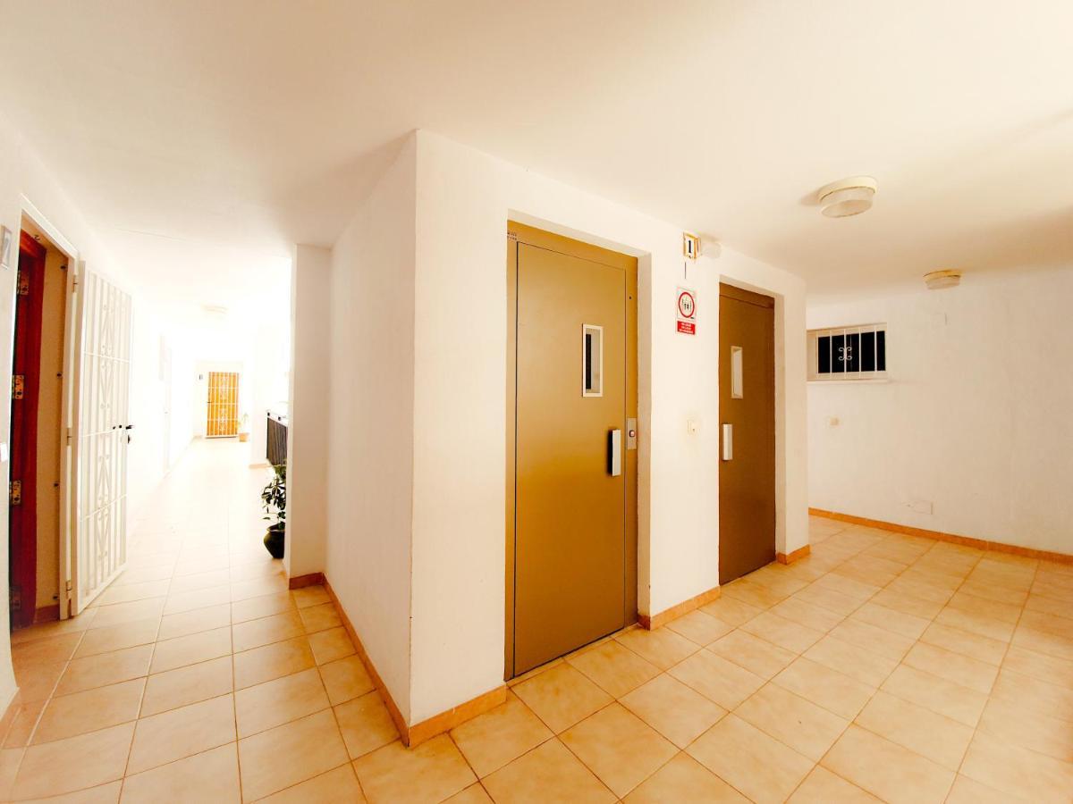 Best House Paola Torrevieja Eksteriør billede